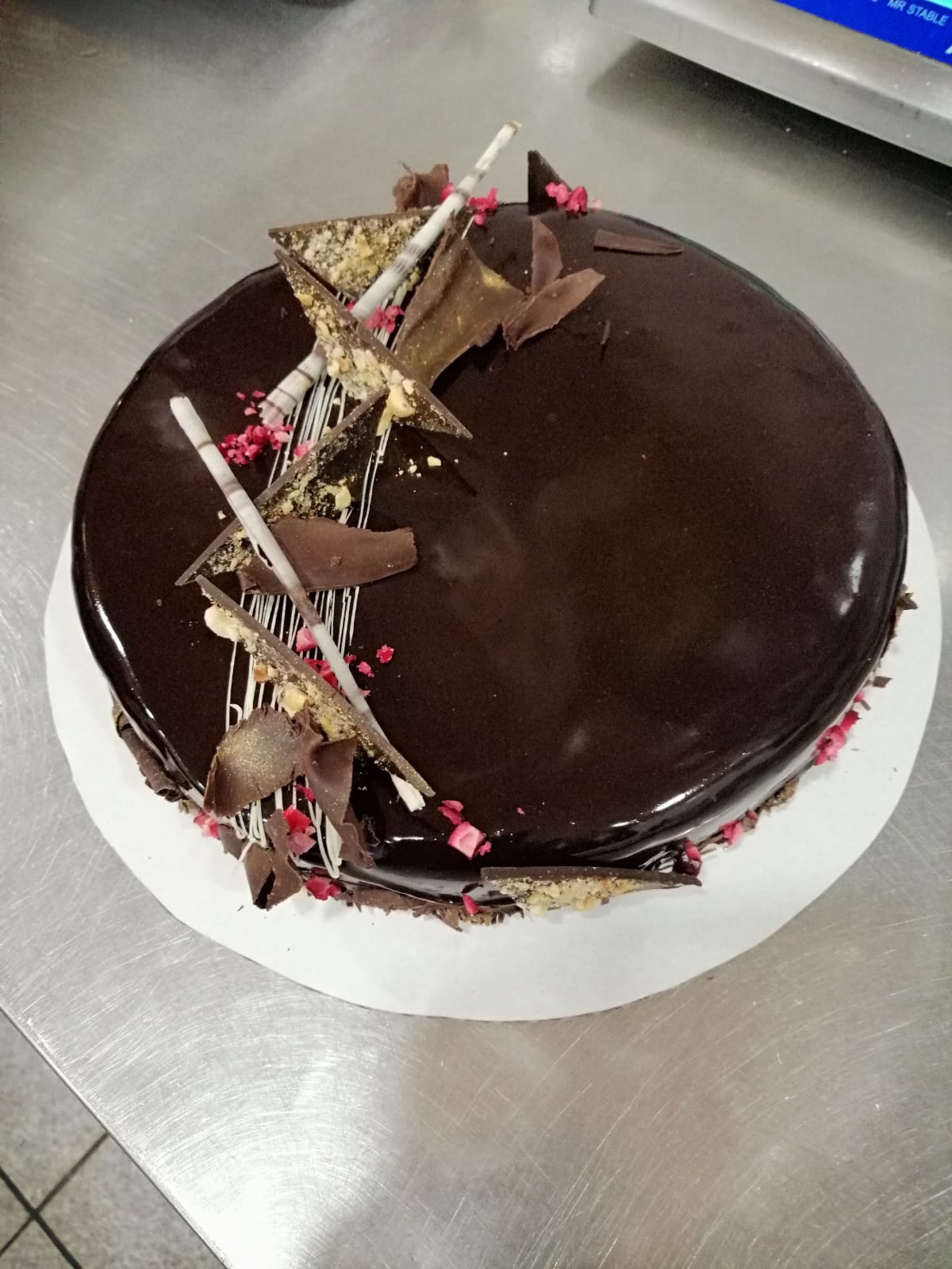 73fe7390-f1bc-4432-a371-5a126ed810d8